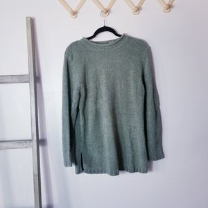 CAROLYN TAYLOR SAGE GREEN SWEATER WITH SLITS ON SIDES SIZE 8